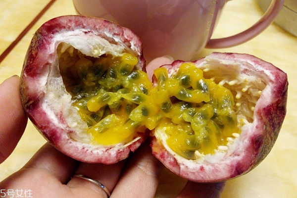 百香果能去斑嗎 百香果的功效與作用 百香果能去斑嗎 百香果的功效與作用