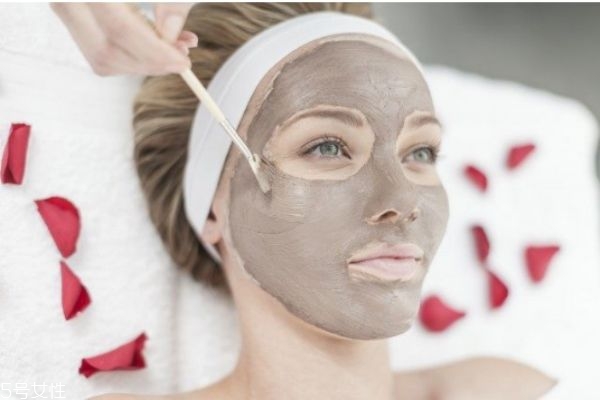 睡眠面膜一定要過夜嗎 睡眠面膜對(duì)皮膚好嗎