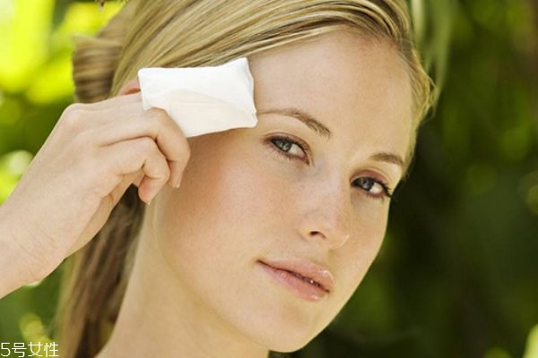 抗氧化精華怎么用 抗氧化精華用法 抗氧化精華怎么用 抗氧化精華用法