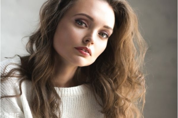 熬夜為什么毀容 這樣還你健康好氣色 熬夜為什么毀容 這樣還你健康好氣色