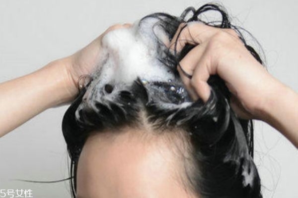 花王泡沫染發(fā)劑哪個(gè)顏色好看 三大網(wǎng)紅色號(hào)供你選擇 花王泡沫染發(fā)劑哪個(gè)顏色好看 三大網(wǎng)紅色號(hào)供你選擇