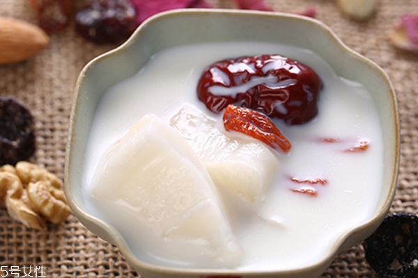 花膠聞起來會(huì)腥嗎 儲(chǔ)存越久魚腥味越淡 花膠聞起來會(huì)腥嗎 儲(chǔ)存越久魚腥味越淡