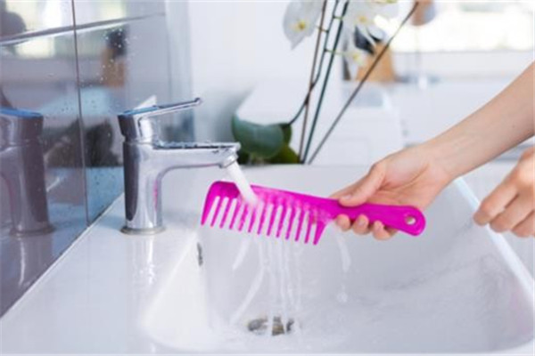 什么化妝產品不能共用 6種美容小物別共用 什么化妝產品不能共用 6種美容小物別共用