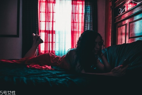 失眠睡眠不足怎么辦 幫助睡眠小技巧 失眠睡眠不足怎么辦 幫助睡眠小技巧