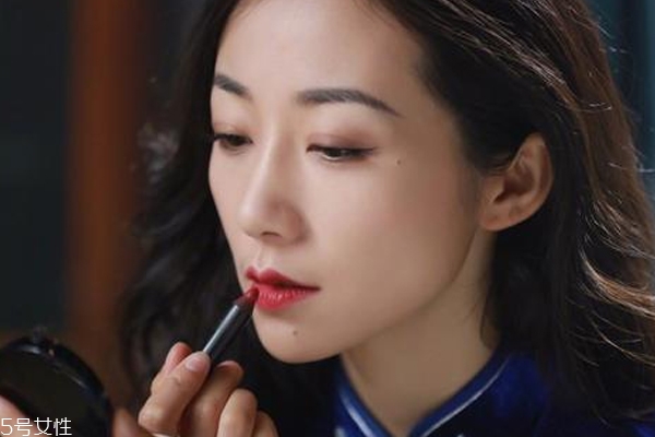 怎樣預(yù)防魚尾紋 這些習慣能預(yù)防