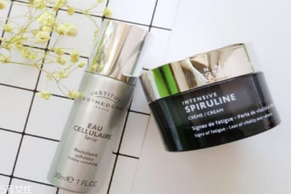 雅詩(shī)敦螺旋藻生機(jī)面霜怎么樣 搭配真細(xì)胞水效果更好 雅詩(shī)敦螺旋藻生機(jī)面霜怎么樣 搭配真細(xì)胞水效果更好