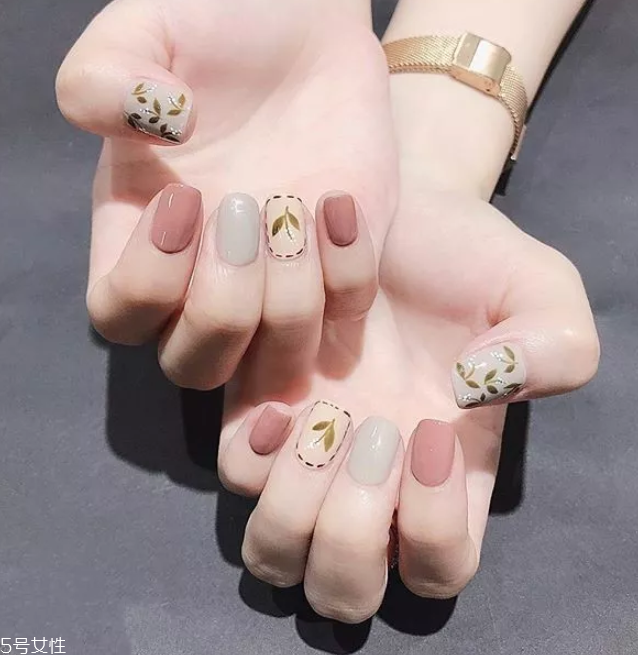 秋冬豆沙色美甲圖片2018 不管誰(shuí)做都好看 秋冬豆沙色美甲圖片2018 不管誰(shuí)做都好看