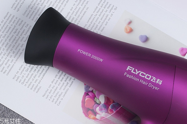 吹風機吹胃治打嗝嗎?打嗝怎么辦怎么止嗝