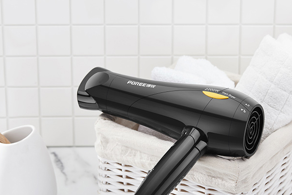 吹風(fēng)機會不會爆炸？使用吹風(fēng)機要注意安全