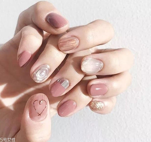 秋冬豆沙色美甲圖片2018 不管誰(shuí)做都好看 秋冬豆沙色美甲圖片2018 不管誰(shuí)做都好看