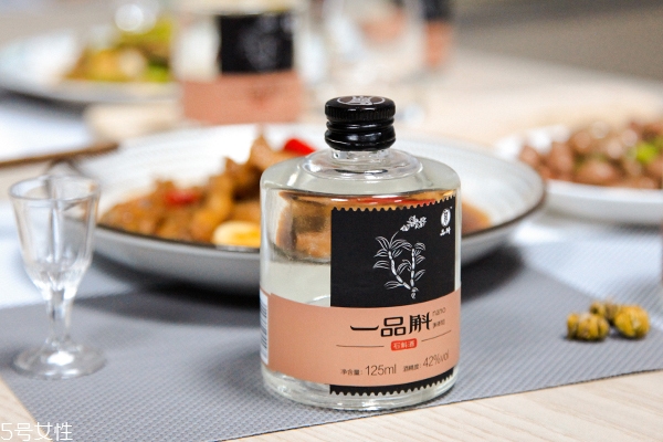 白酒度數(shù)高好還是低好 白酒度數(shù)越高越好嗎 白酒度數(shù)高好還是低好 白酒度數(shù)越高越好嗎