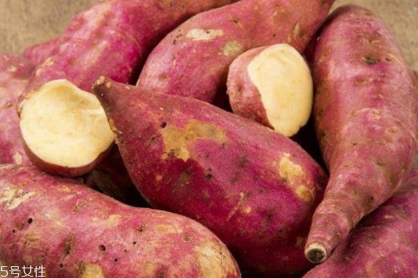 煮紅薯要多長時(shí)間 煮紅薯的做法大全