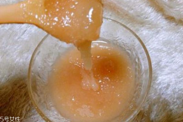 蜂蜜夏天也會結(jié)晶嗎 蜂蜜結(jié)晶了還能吃嗎 蜂蜜夏天也會結(jié)晶嗎 蜂蜜結(jié)晶了還能吃嗎