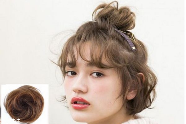 瓜子臉扎什么發(fā)型好看 韓式可愛減齡發(fā)型丸子頭扎法圖解 瓜子臉扎什么發(fā)型好看 韓式可愛減齡發(fā)型丸子頭扎法圖解