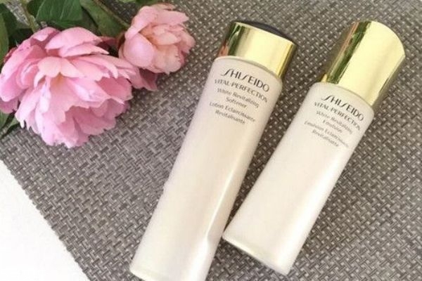 夏天護(hù)膚都需要什么 夏天出門護(hù)膚步驟 夏天護(hù)膚都需要什么 夏天出門護(hù)膚步驟