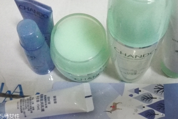 自然堂護膚品套裝怎么樣 使用測評 自然堂護膚品套裝怎么樣 使用測評