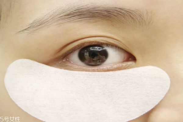 如何分辨黑眼圈類型 找對類型對癥下藥