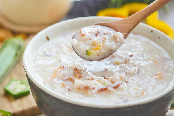 寶寶什么時候可以吃輔食 切記這幾點 寶寶什么時候可以吃輔食 切記這幾點