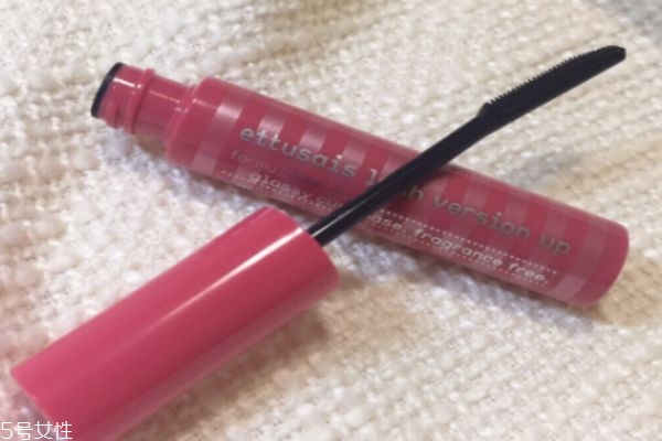 艾杜莎睫毛打底好用嗎 讓你告別假睫毛 艾杜莎睫毛打底好用嗎 讓你告別假睫毛