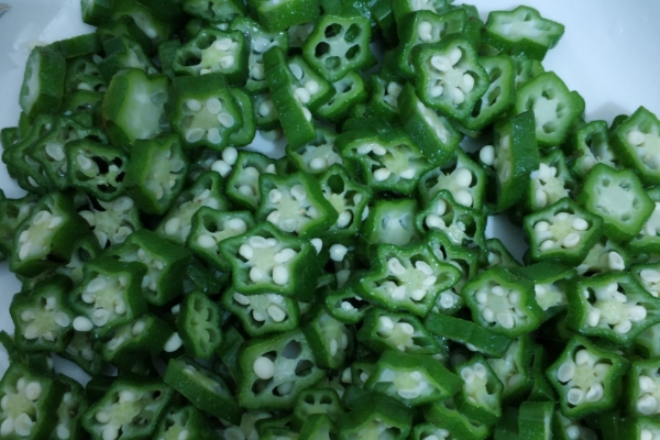 秋葵要削皮嗎 當(dāng)然不用 秋葵要削皮嗎 當(dāng)然不用