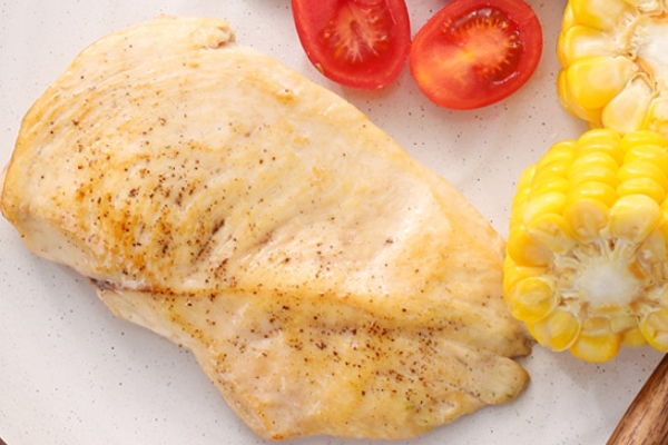 雞胸肉可以燉湯嗎 當(dāng)然是可以的 雞胸肉可以燉湯嗎 當(dāng)然是可以的