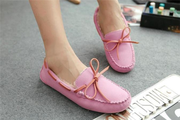 今年冬天流行什么鞋子 買這三款就夠了 今年冬天流行什么鞋子 買這三款就夠了