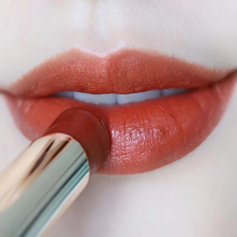 flormar口紅天然嗎 flormar口紅黑管和金管最火色號(hào)試色 flormar口紅天然嗎 flormar口紅黑管和金管最火色號(hào)試色