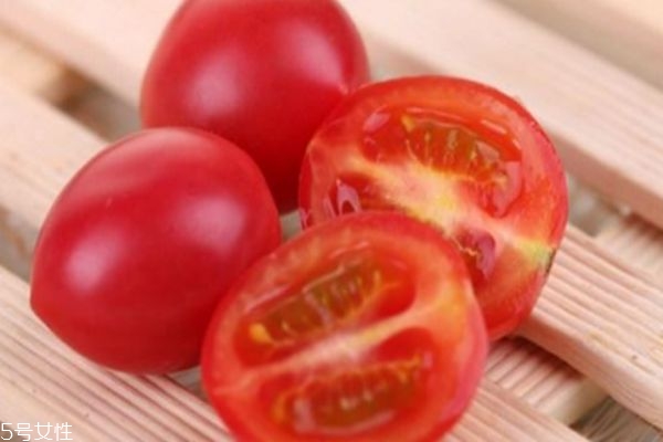 圣女果的功效和作用 可以美白哦 圣女果的功效和作用 可以美白哦