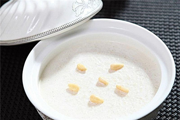 松子的神奇功效 快來認識松子吧 松子的神奇功效 快來認識松子吧