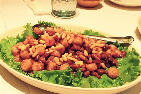 松子的神奇功效 快來認識松子吧 松子的神奇功效 快來認識松子吧