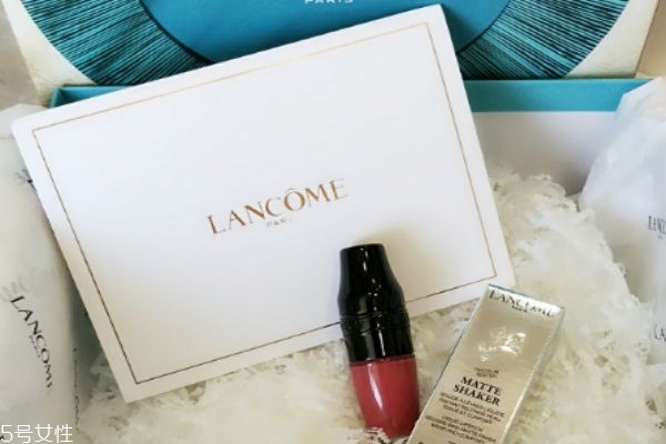 蘭蔻搖搖樂(lè)怎么用 蘭蔻搖搖樂(lè)唇釉 蘭蔻搖搖樂(lè)怎么用 蘭蔻搖搖樂(lè)唇釉