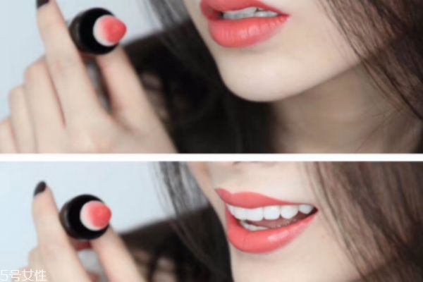 蘭蔻搖搖樂272和372哪個(gè)好看 蘭蔻搖搖染唇液試色