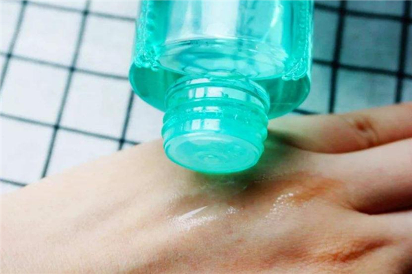 上水和肌水楊酸多少錢(qián) 價(jià)格很實(shí)惠