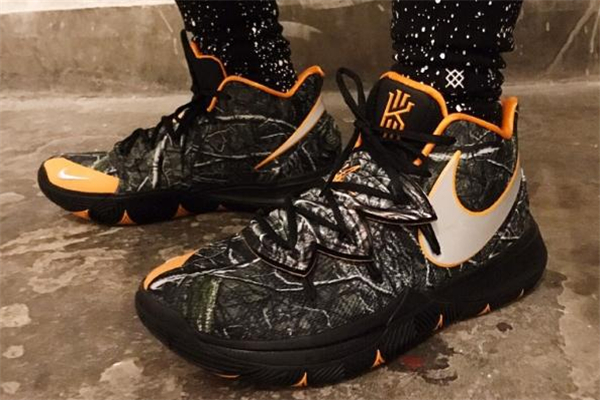 耐克歐文5適合打什么位置 后衛(wèi)球員首選 耐克歐文5適合打什么位置 后衛(wèi)球員首選