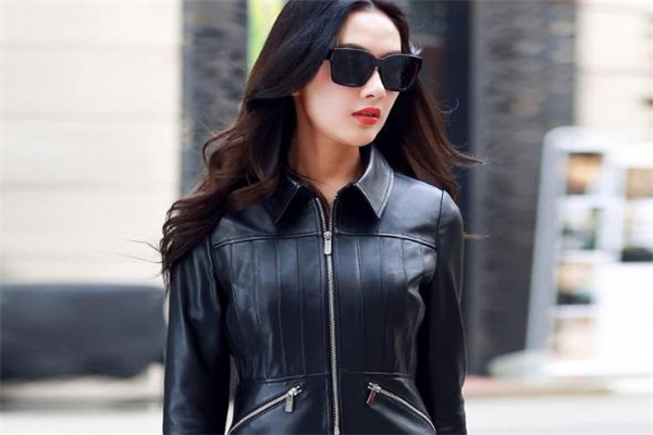 皮夾克保養(yǎng)用什么油 專(zhuān)業(yè)夾克保養(yǎng)油 皮夾克保養(yǎng)用什么油 專(zhuān)業(yè)夾克保養(yǎng)油