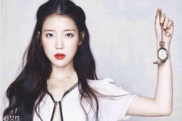 韓國(guó)淡妝化妝步驟 小清新妝容畫(huà)法教程