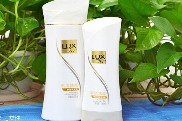 油性發(fā)質(zhì)能用護發(fā)素嗎 可以用的 油性發(fā)質(zhì)能用護發(fā)素嗎 可以用的