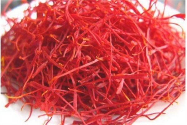 藏紅花泡腳有什么好處 藏紅花泡腳適合哪些人 藏紅花泡腳有什么好處 藏紅花泡腳適合哪些人