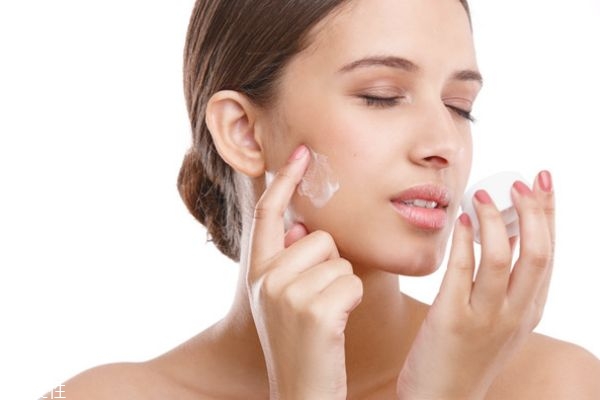 淚溝是怎么形成的 去除淚溝的方法 淚溝是怎么形成的 去除淚溝的方法