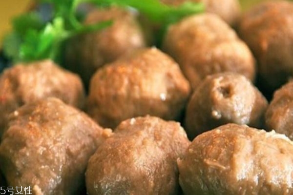 撒尿牛丸是什么肉 市場上很多假牛丸 撒尿牛丸是什么肉 市場上很多假牛丸