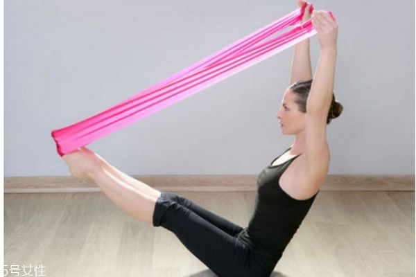 普拉提下3招改善腹背無力、酸痛