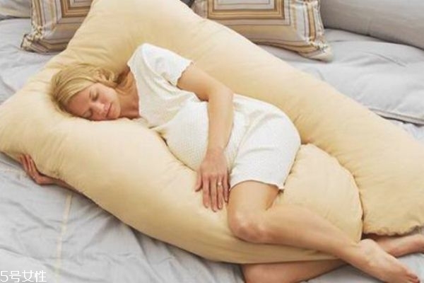 孕期水腫正常嗎 孕期水腫屬于正?，F(xiàn)象