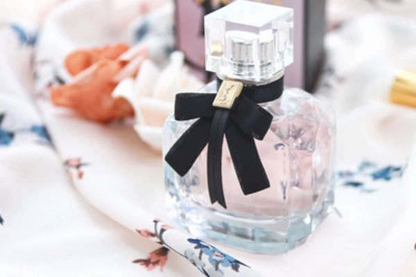 圣羅蘭反轉(zhuǎn)巴黎香水好聞嗎 ysl反轉(zhuǎn)巴黎香水味道