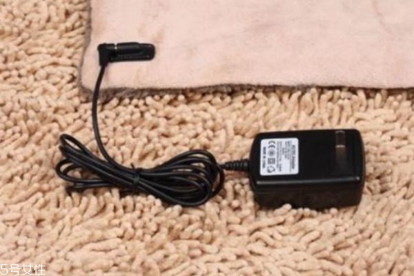 電熱毯能開一夜嗎 使用電熱毯注意事項(xiàng)