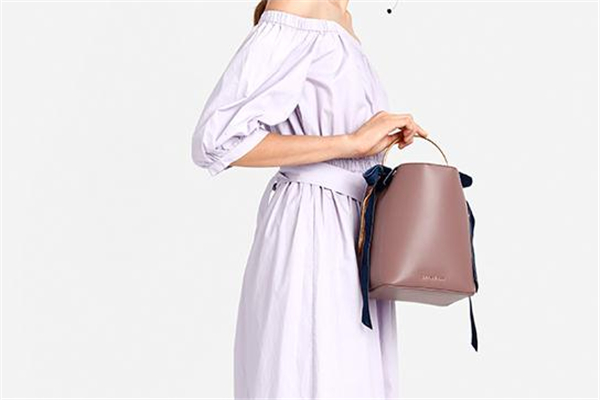 皮包掉皮了怎么修復(fù) 皮包掉皮是什么原因