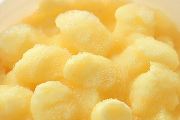 蜂王漿是什么顏色的 多數(shù)是這個(gè)顏色 蜂王漿是什么顏色的 多數(shù)是這個(gè)顏色