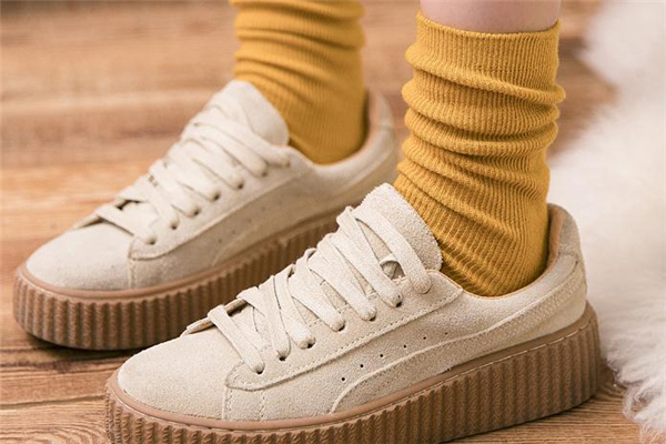 堆堆襪搭配什么鞋子 有很多選擇 堆堆襪搭配什么鞋子 有很多選擇