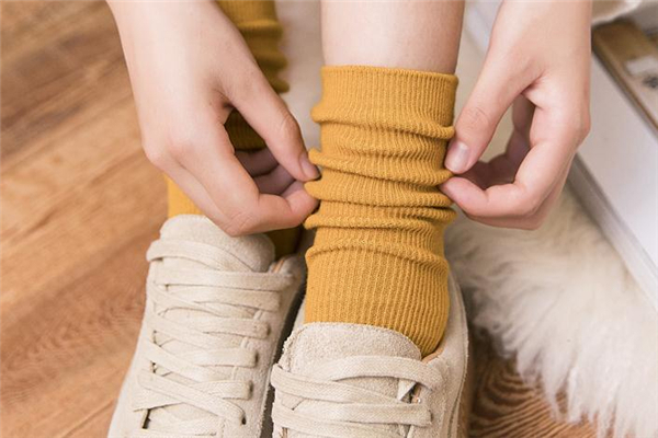 堆堆襪搭配什么鞋子 有很多選擇 堆堆襪搭配什么鞋子 有很多選擇