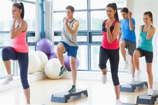 高抬腿可以瘦肚子嗎 要掌握正確姿勢(shì)