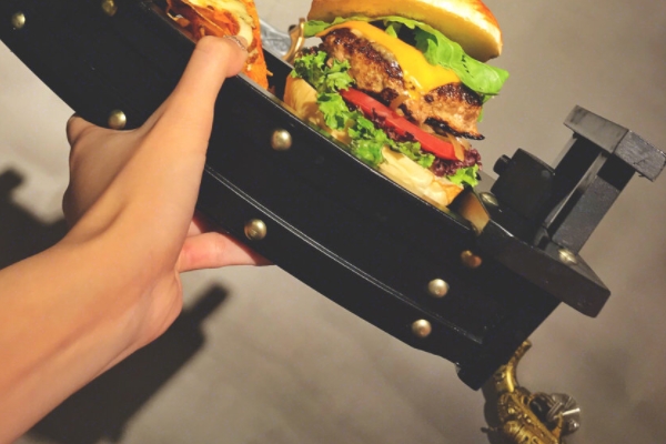 吃漢堡會上火嗎 有這個可能 吃漢堡會上火嗎 有這個可能